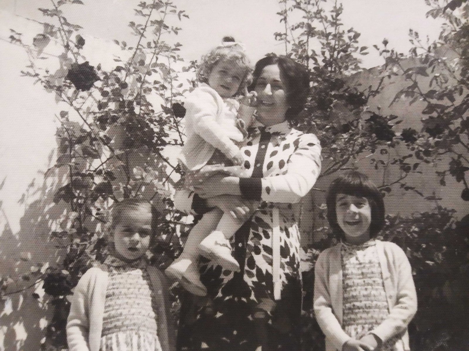 Raquel Fuentes Cuenca de pequeña a la derecha